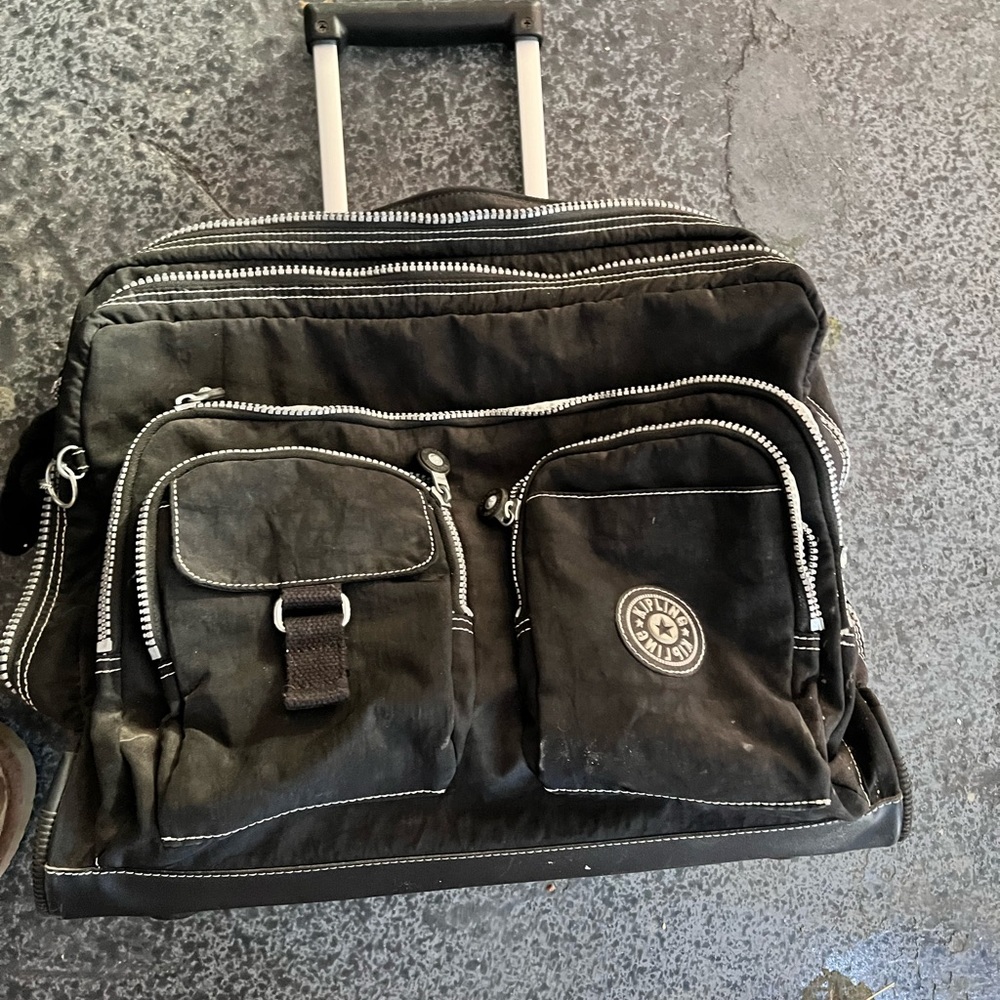 Kipling rolling laptop case